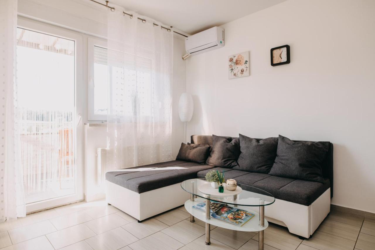Apartment 10 圣马丁娜穆里 外观 照片